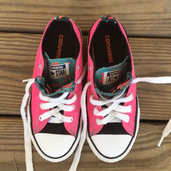 Converse Other - Converse Chuck Taylor Sneakers